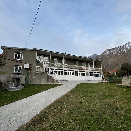 Hotel Polaris Kazbegi Exteriér fotografie