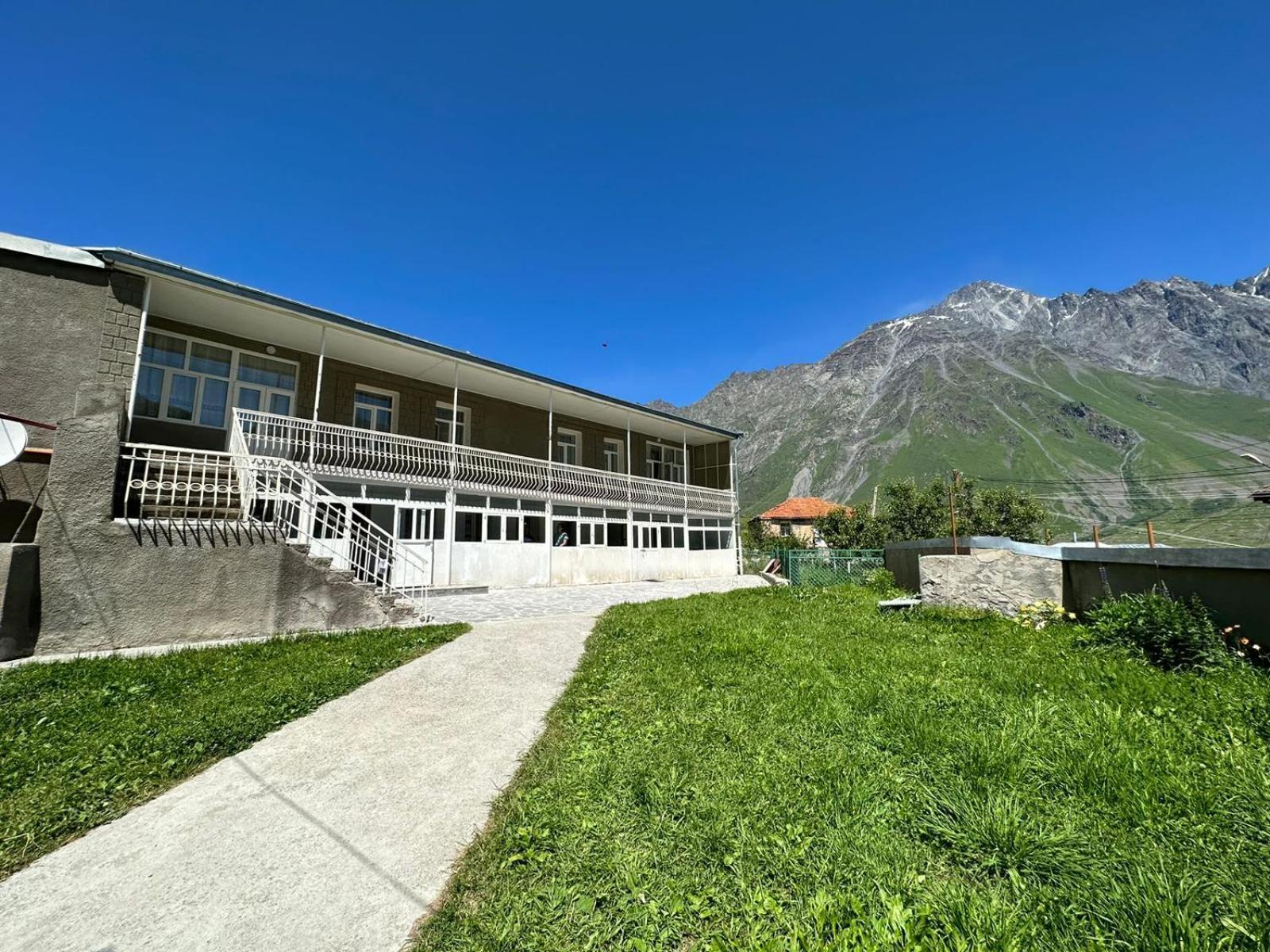 Hotel Polaris Kazbegi Exteriér fotografie